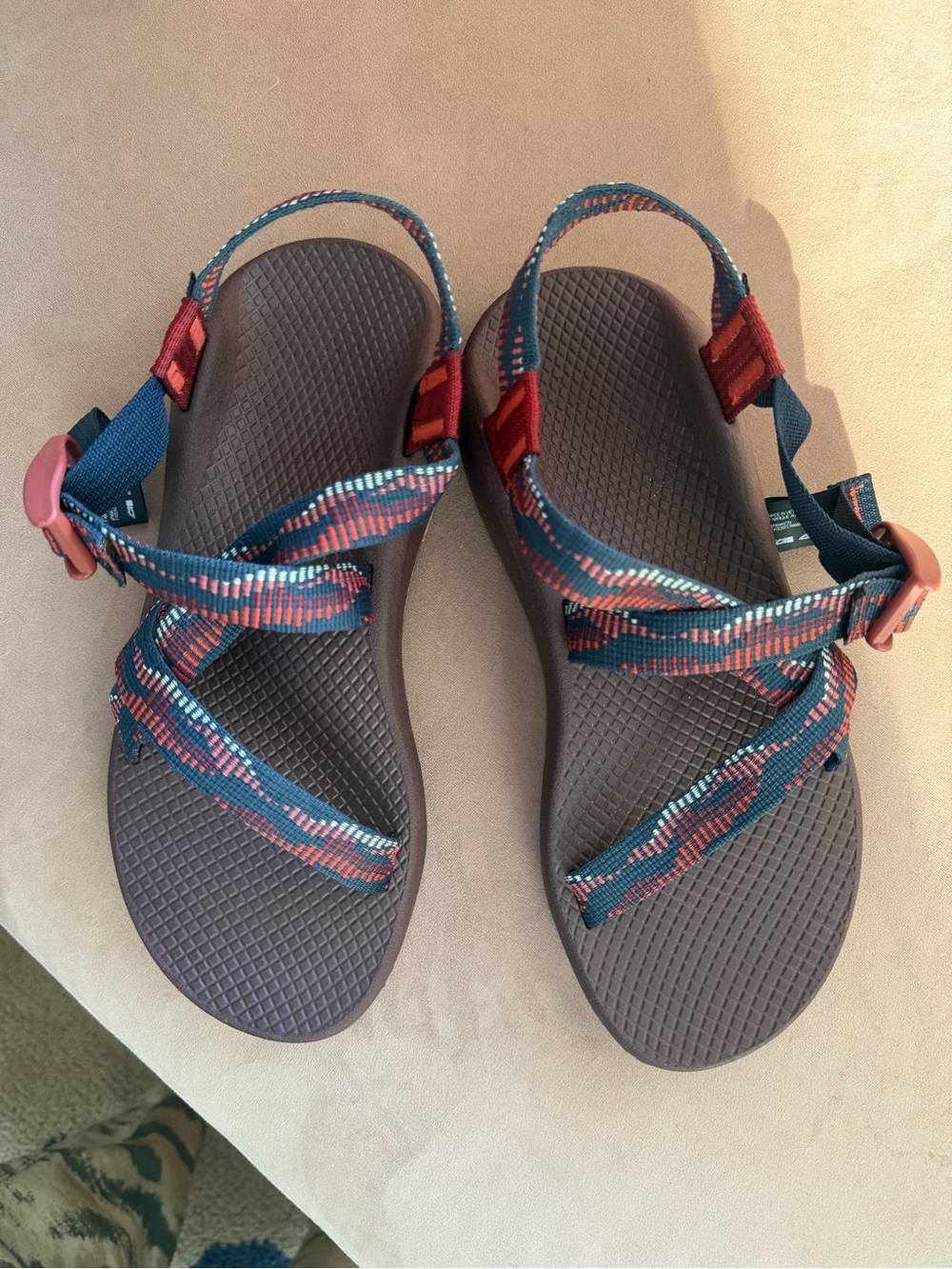 Chaco sandals unworn womens 8 Strappy Sandals nwot